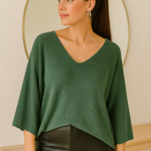 Blusa Verde Escote en V de Tejido Suave